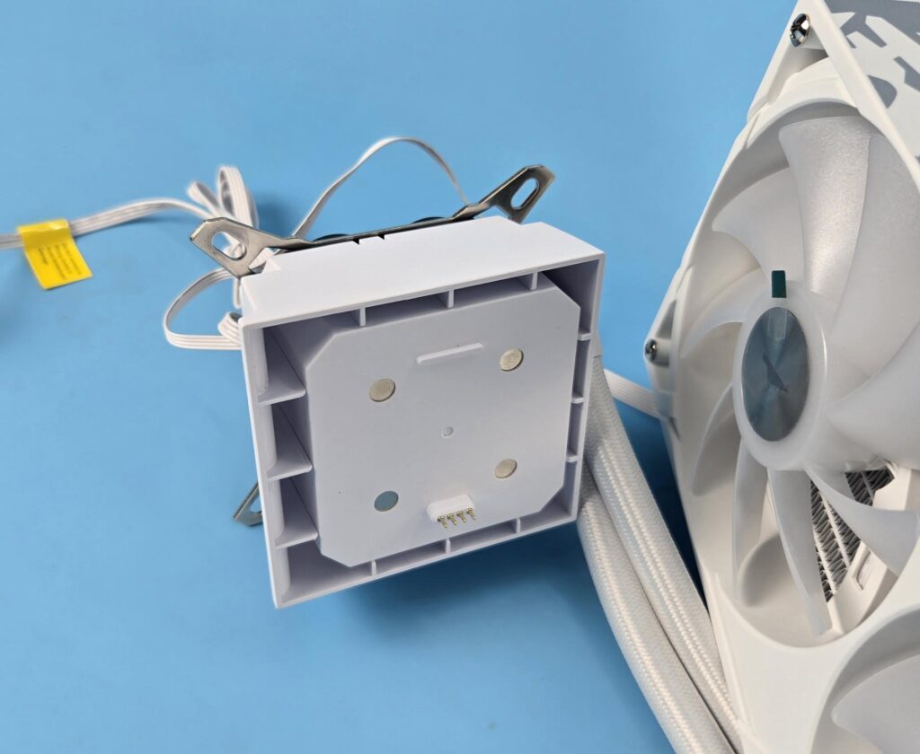 Gamemax Glacier 360 LCD AIO White Review: A Performance Beast 18 Gamemax Glacier 360 White Block 2