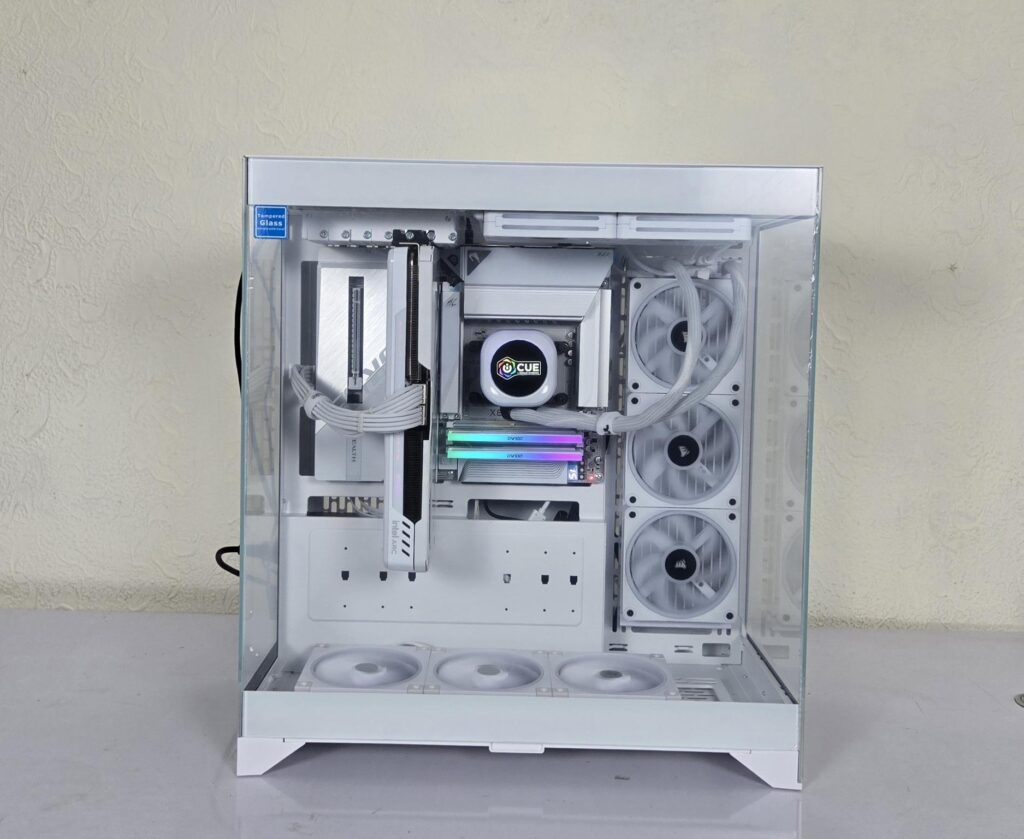 Thermaltake CTE E550 TG Snow Edition Review 58 Thermaltake CTE E550 TG Snow RGB 1