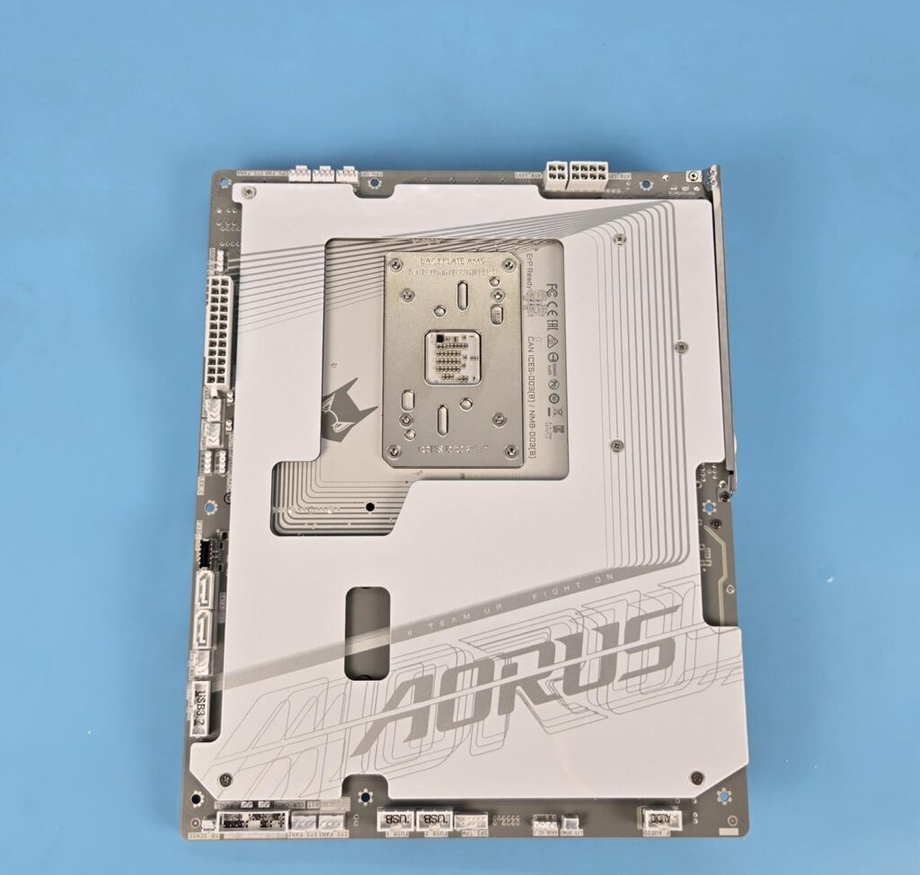 GIGABYTE X870 AORUS STEALTH ICE Review 42 X870 AORUS Stealth ICE Back View