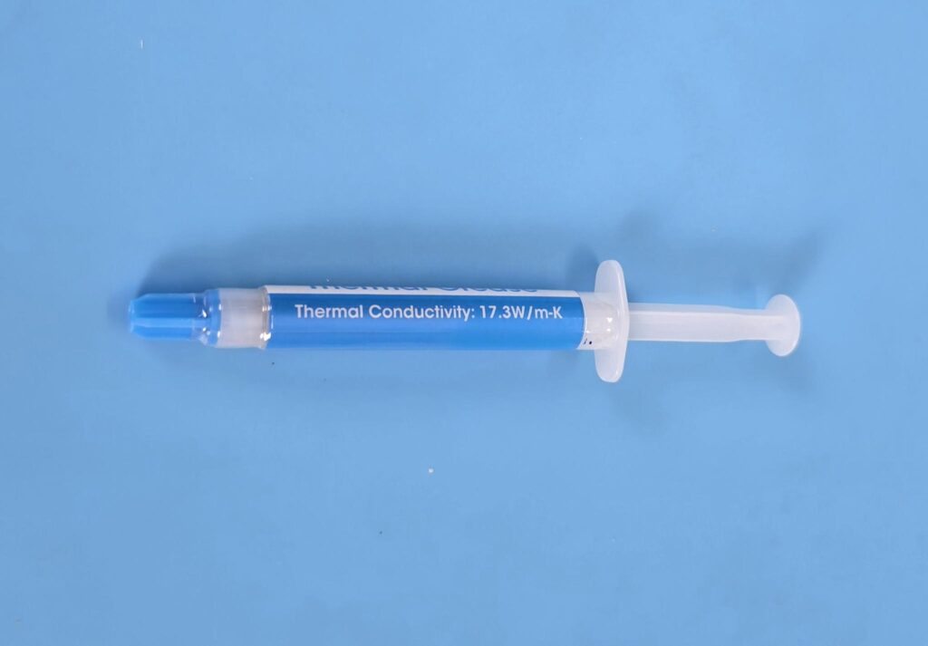 Halnziye HY-P17 and HM-806 Thermal Pastes Reviews 4 HY P17 Tube 2