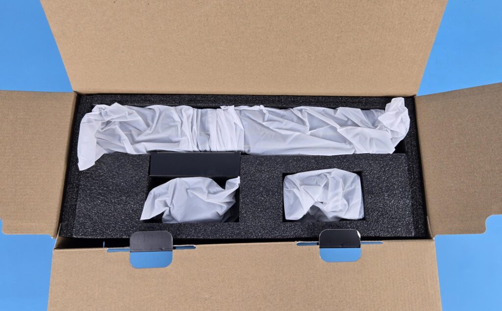 ID Cooling DX360 GDL Review 4 ID Cooling DX360 GDL Packing Box 3