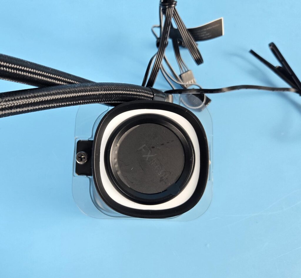 ID Cooling FX360 LCD Review 8 ID Cooling FX360 LCD Block 1