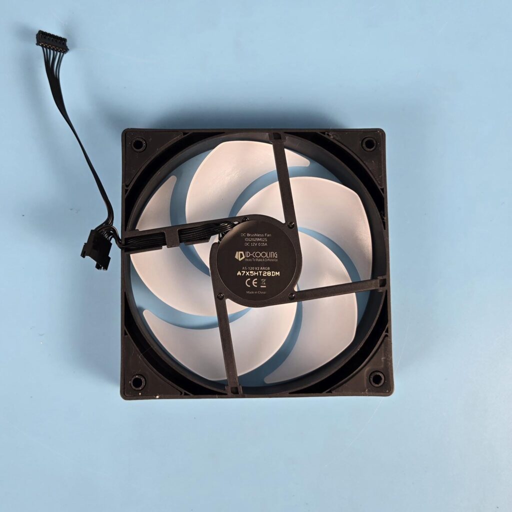 ID Cooling FX360 LCD Review 16 ID Cooling FX360 LCD Fan 4