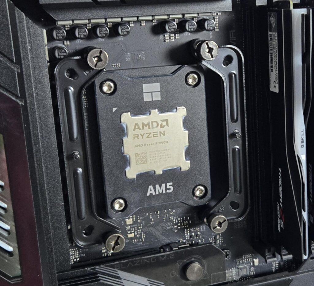 ID Cooling FX360 LCD Review 21 ID Cooling FX360 LCD Installation 1