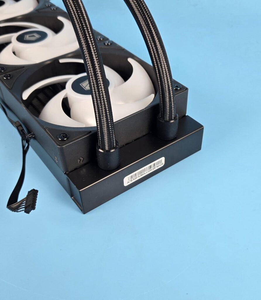 ID Cooling FX360 LCD Review 6 ID Cooling FX360 LCD Radiator 4