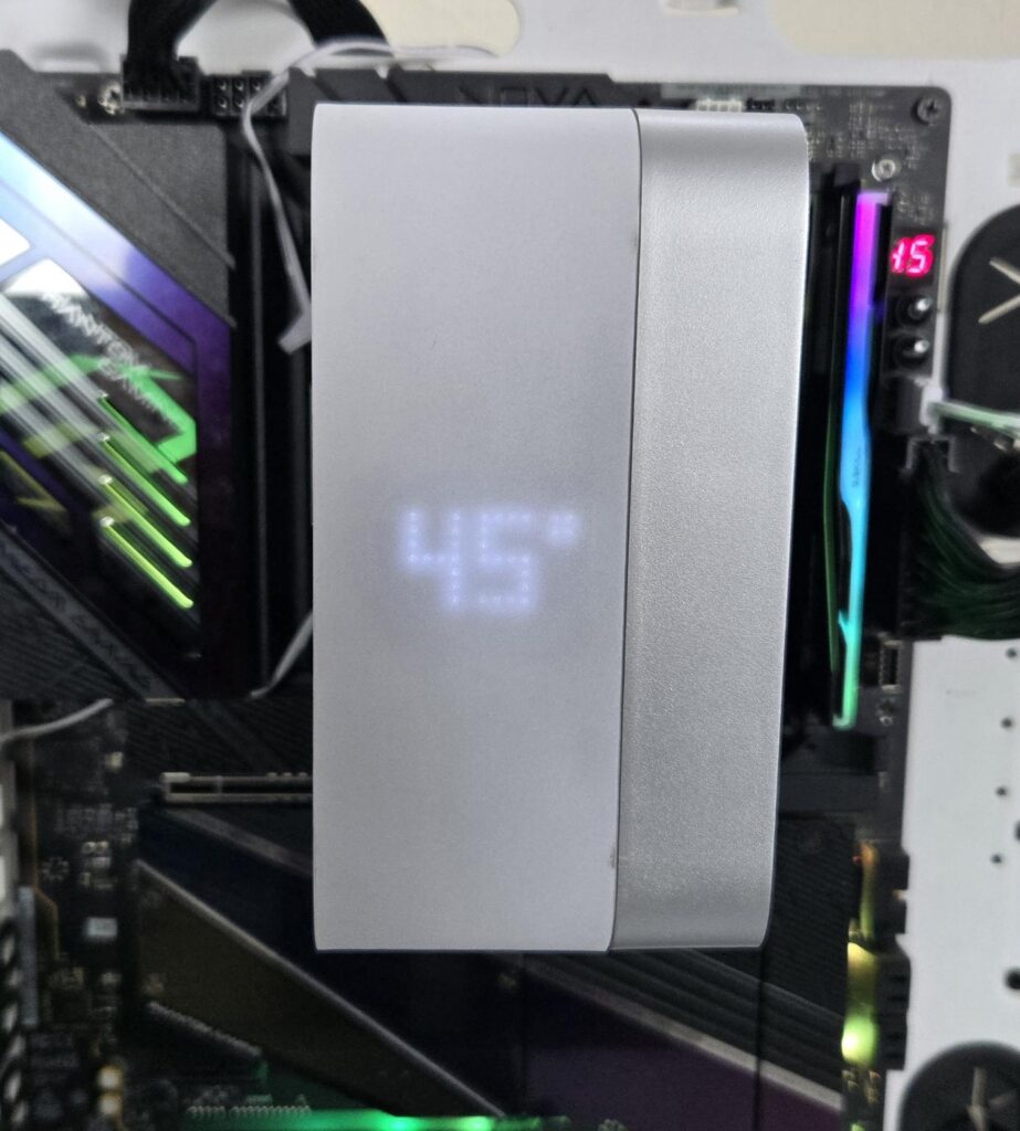 Ocypus Delta A40EX White Digital - Perfect Budget Cooler 30 Ocypus Delta A40 EX WH Digital Display 2