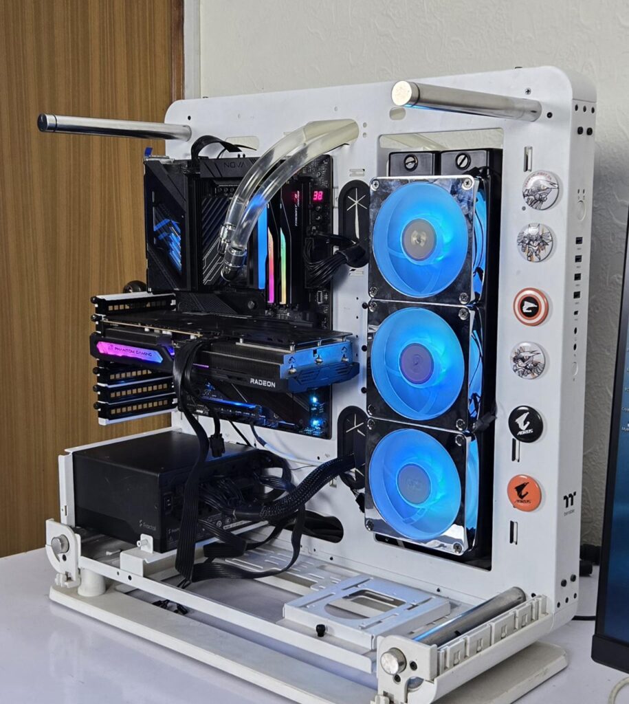 Alphacool Apex Stealth Metal Aurora 2600 - Chrome Fans Review 25 Alphacool Apex Stealth Metal Fan RGB 4