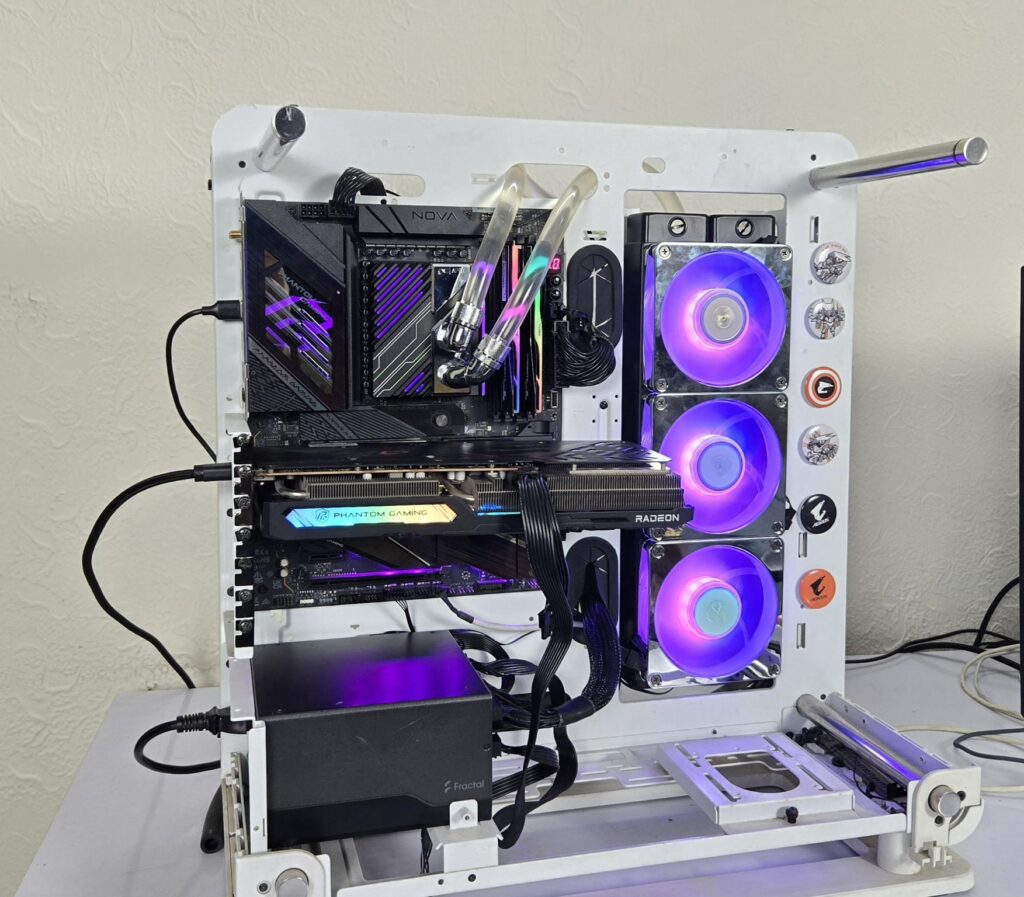 Alphacool Apex Stealth Metal Aurora 2600 - Chrome Fans Review 26 Alphacool Apex Stealth Metal Fan RGB 5
