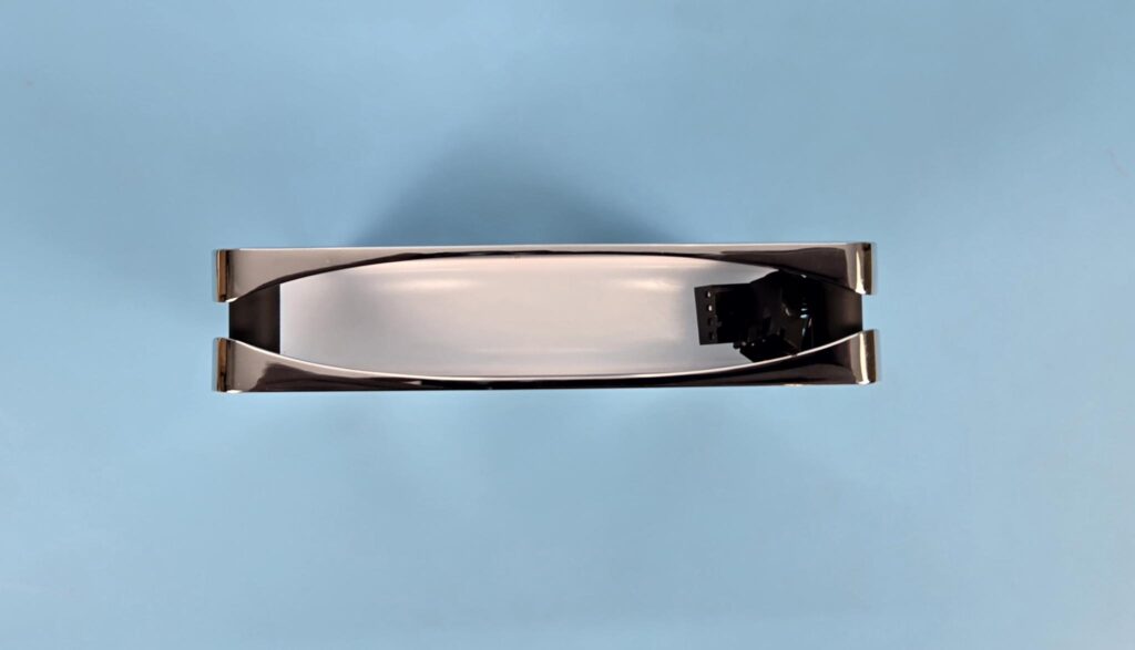 Alphacool Apex Stealth Metal Aurora 2600 - Chrome Fans Review 13 Alphacool Apex Stealth Metal Fan Side 1