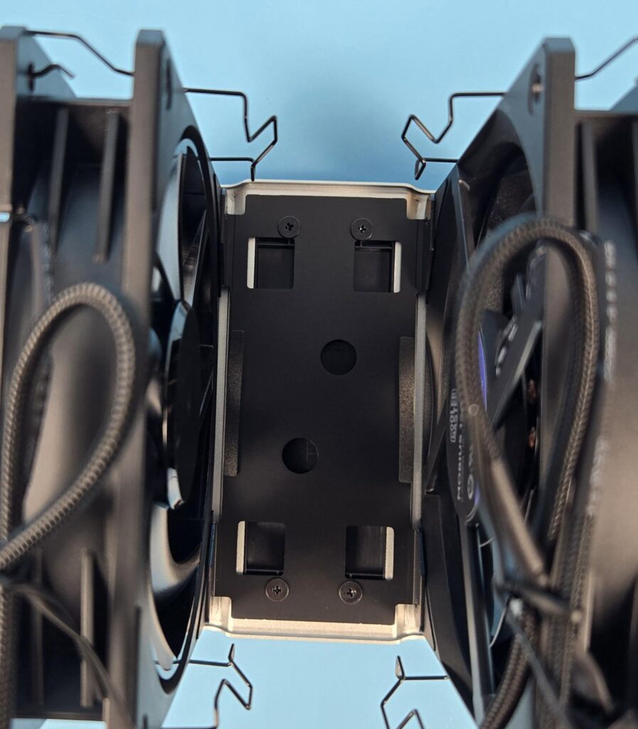 Cooler Master V4 Alpha 3DHP Black Cooler Review: Best Value Cooler 23 Cooler Master V4 Alpha 3DHP Black Fan 2