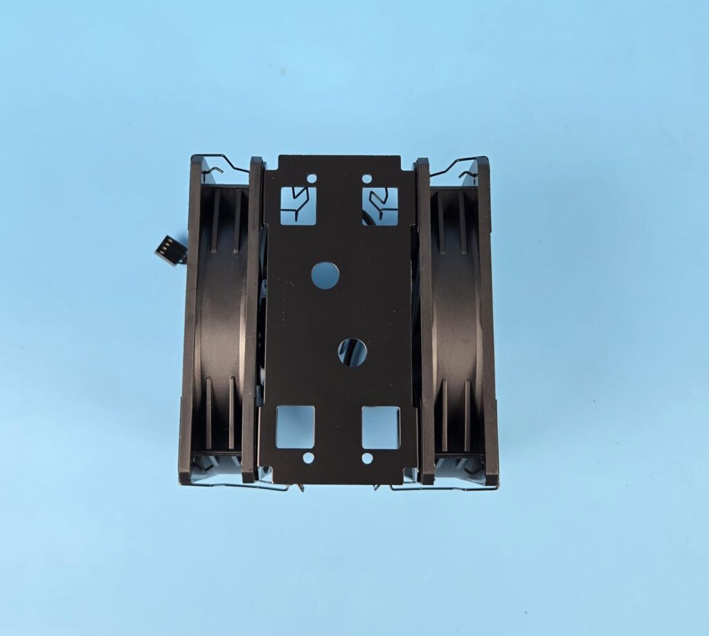 Cooler Master V4 Alpha 3DHP Black Cooler Review: Best Value Cooler 24 Cooler Master V4 Alpha 3DHP Black Fan 3