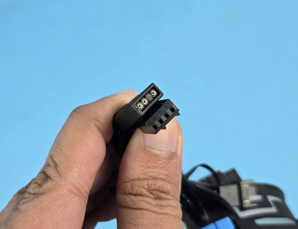 Cryorig C5/C5 Cu Coolers Review: A Performance Feast 23 Cryorig C5 Fan 4
