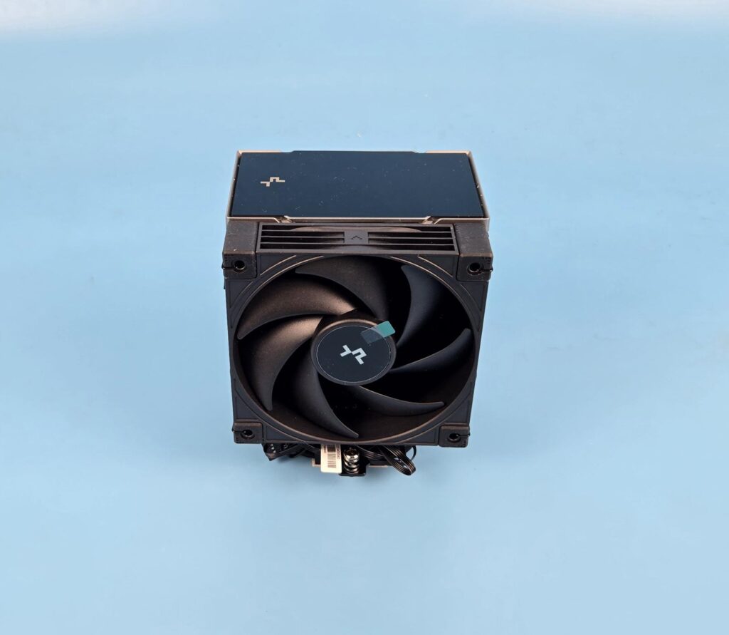DeepCool AK700 Digital NYX: High-Performance in Small Form 26 DeepCool AK700 Digital NYX Assembled 1