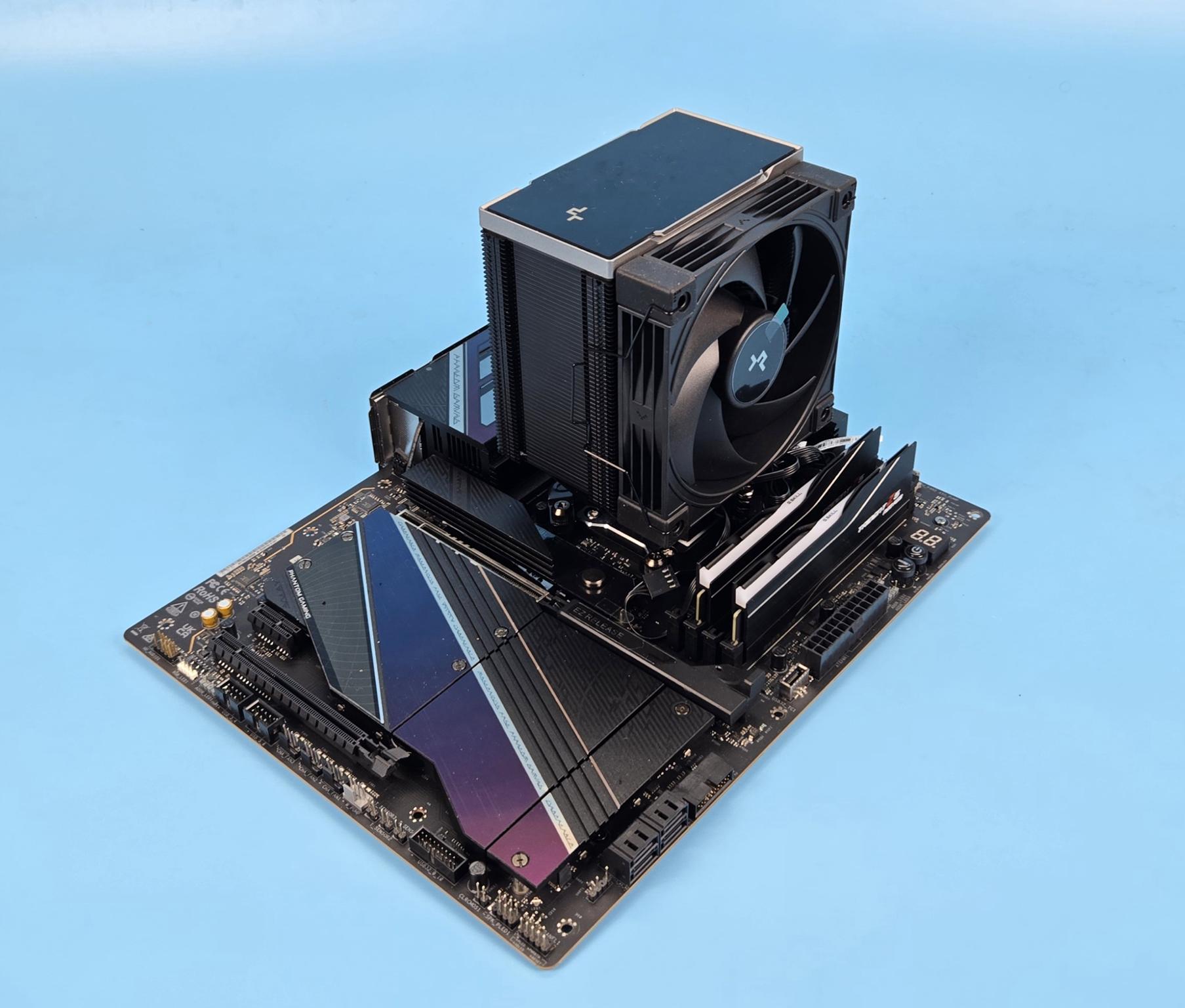 DeepCool AK700 Digital NYX: High-Performance in Small Form