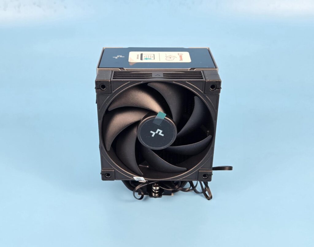 DeepCool AK700 Digital NYX: High-Performance in Small Form 12 DeepCool AK700 Digital NYX Front View 1