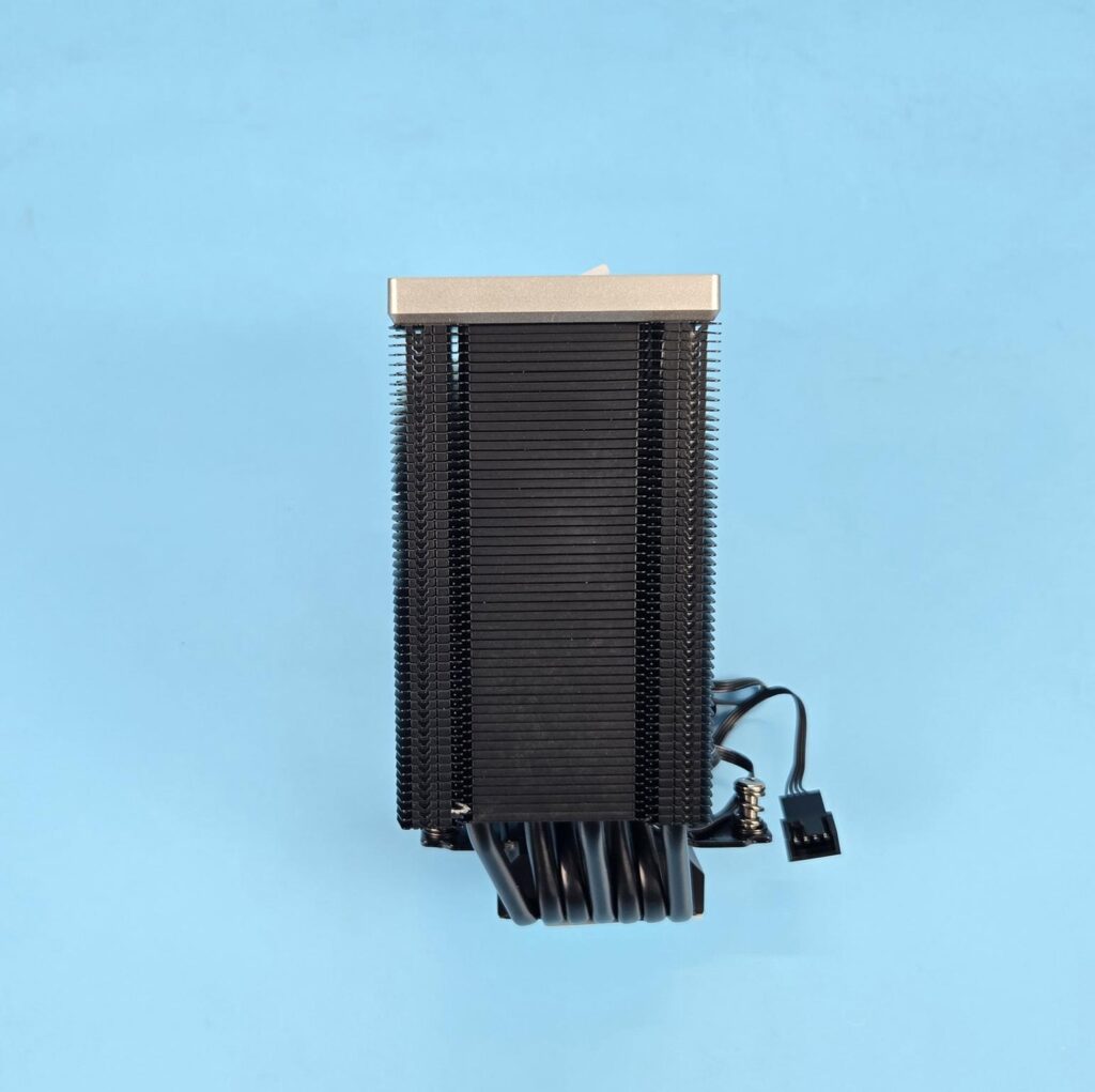 DeepCool AK700 Digital NYX: High-Performance in Small Form 16 DeepCool AK700 Digital NYX Side View 1