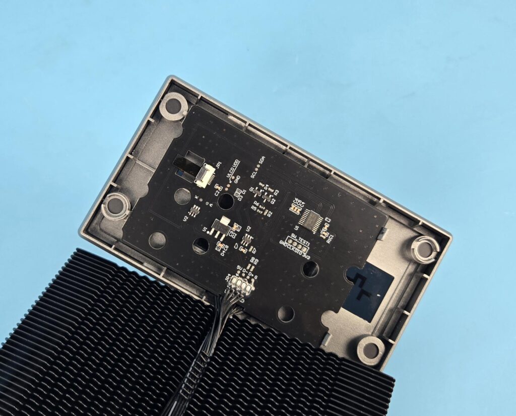 DeepCool AK700 Digital NYX: High-Performance in Small Form 10 DeepCool AK700 Digital NYX Top View 4
