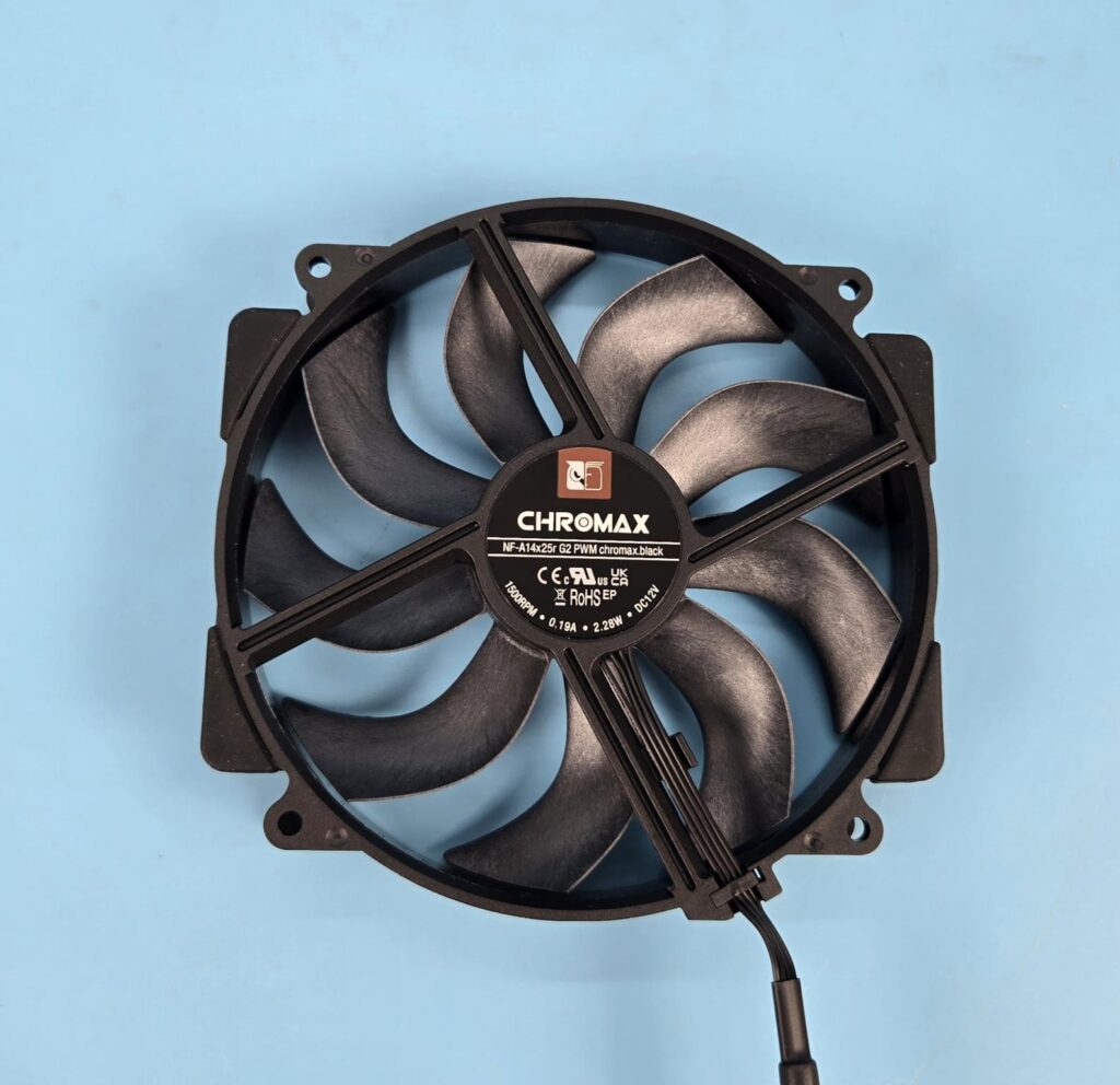 Noctua NF A14x25r G2 chromax.black Fan Back View