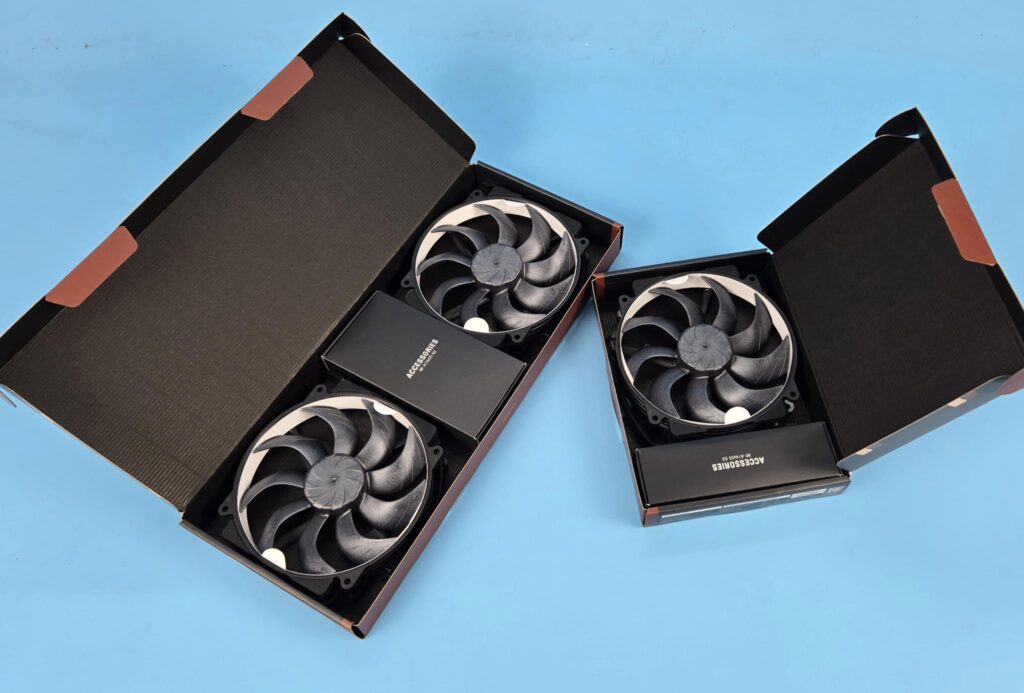 Noctua NF A14x25r G2 chromax.black PAcking Box 2