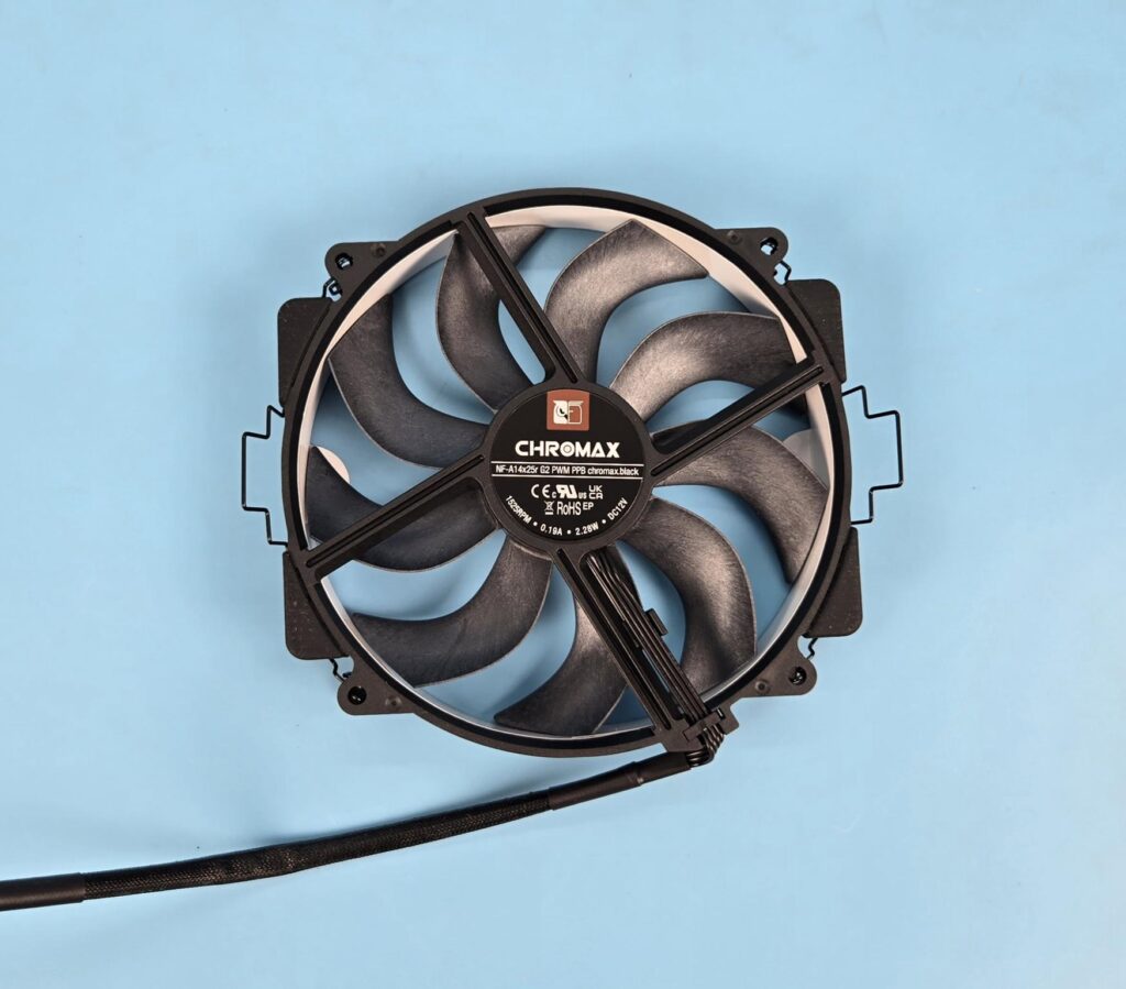 Noctua NH-D15 G2 chromax.black Review 23 Noctua NH D15 G2 chromax.black Fan 2