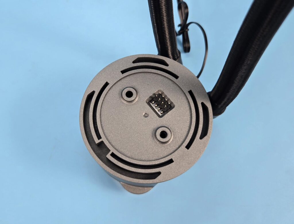 SilverStone IceMyst 360 Pro: A Powerful Cooling Solution 17 SilverStone IceMyst 360 Pro Block Top 3