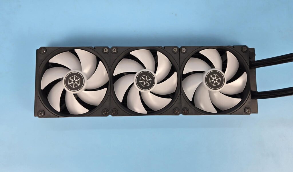 SilverStone IceMyst 360 Pro: A Powerful Cooling Solution 30 SilverStone IceMyst 360 Pro Installation 1