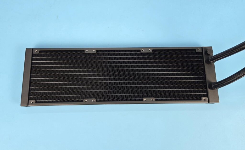 SilverStone IceMyst 360 Pro: A Powerful Cooling Solution 5 SilverStone IceMyst 360 Pro Radiator 1