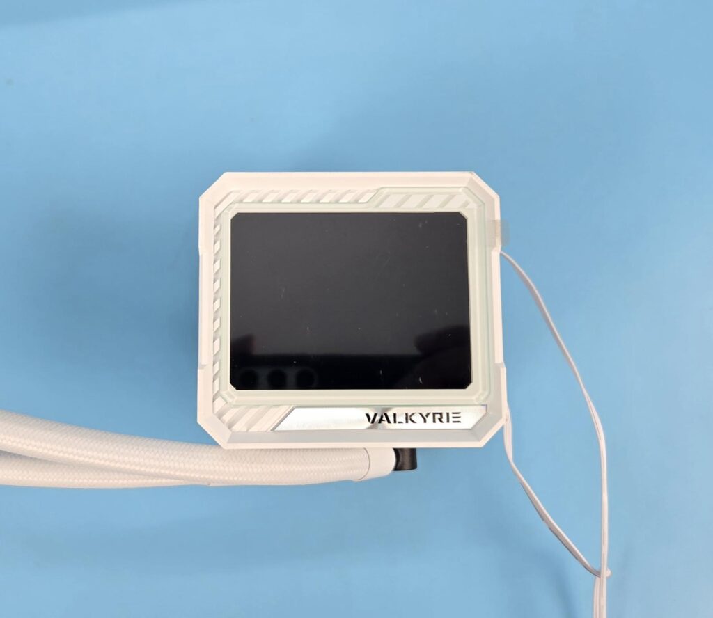 Valkyrie V360 LCD ARGB White Review: Beauty and Beast 23 Valkyrie V360 LCD White Block 1