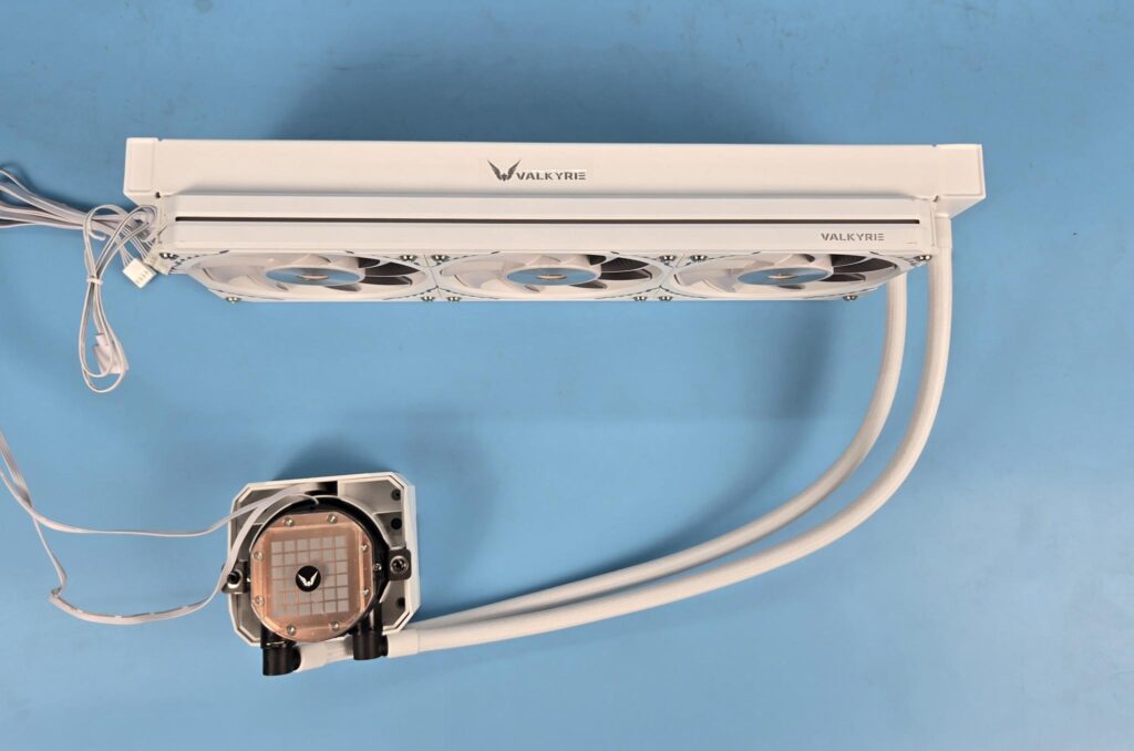 Valkyrie V360 LCD ARGB White Review: Beauty and Beast 22 Valkyrie V360 LCD White Radiator 12