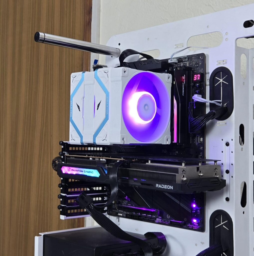 Valkyrie Vind DL125 showing the ARGB effects