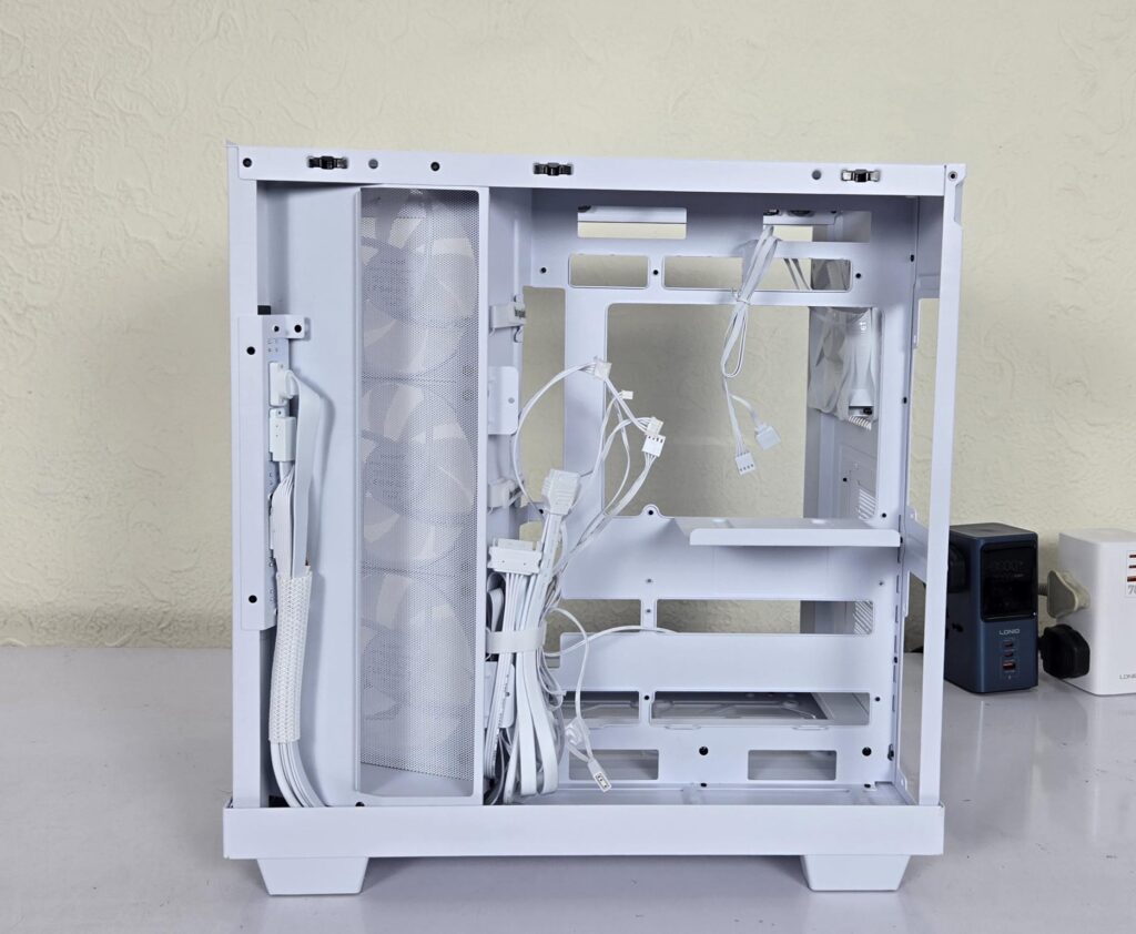 be quiet Light Base 500 LX White Backside View 6
