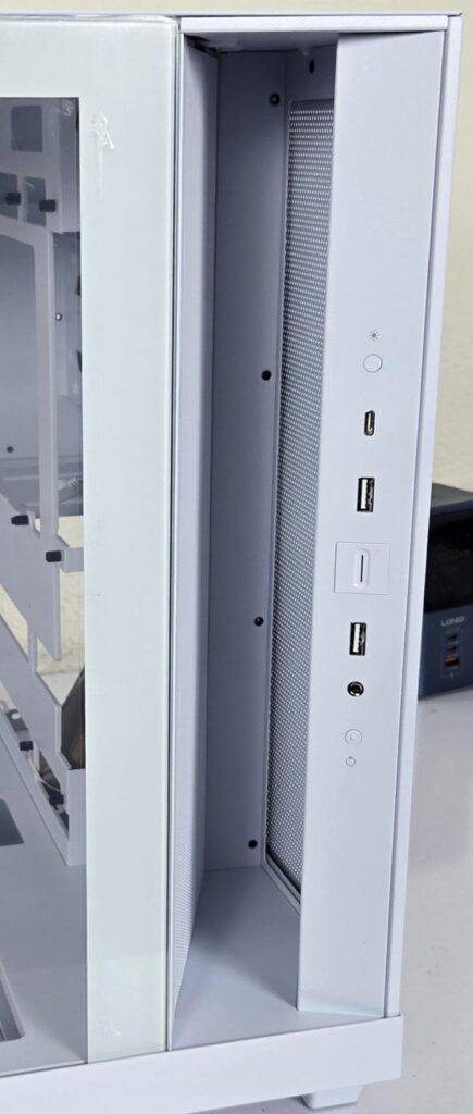 be quiet Light Base 500 LX White Front View 1