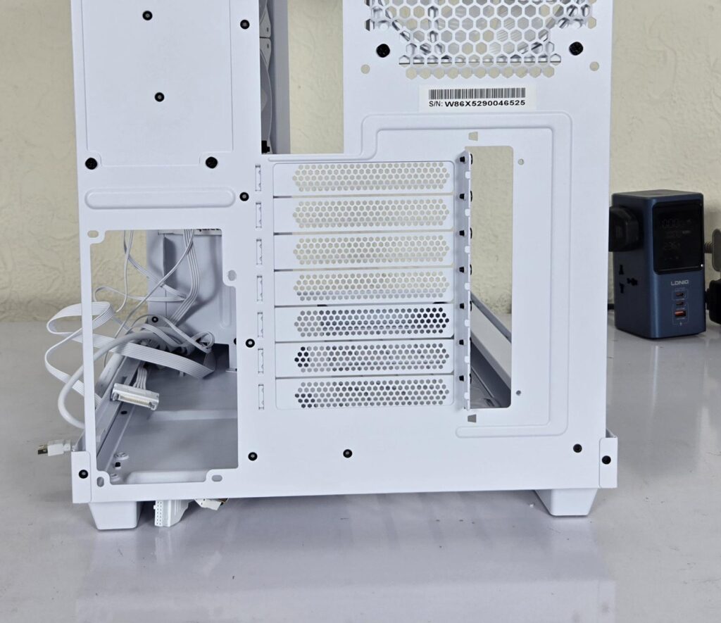 be quiet Light Base 500 LX White Rear View 2