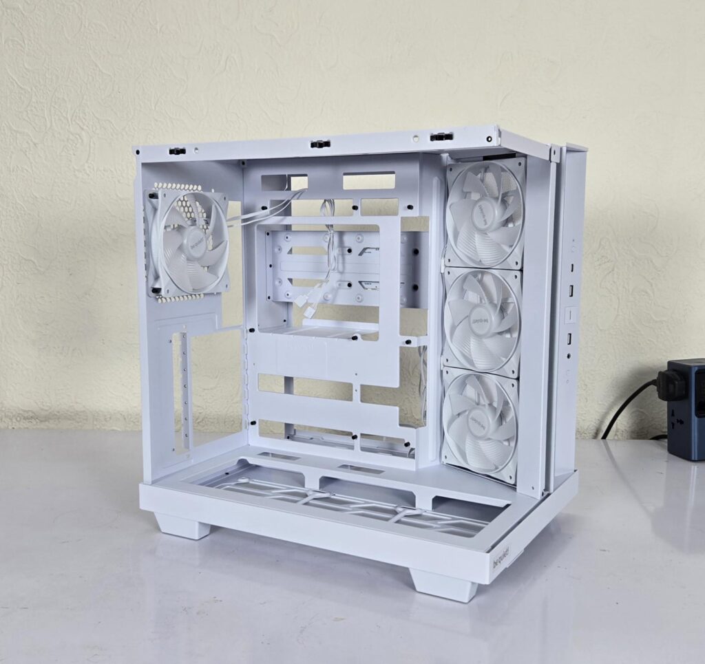 be quiet Light Base 500 LX White Sideview 9