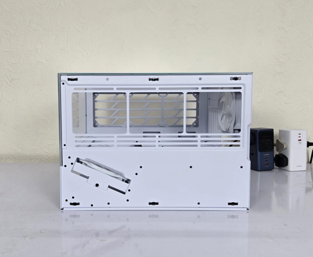 be quiet Light Base 500 LX White Top View 3