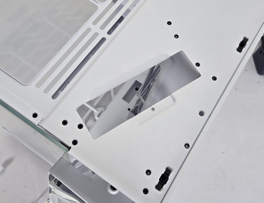 be quiet Light Base 500 LX White Top View 5
