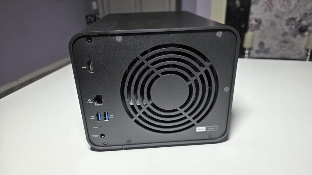 TerraMaster F4-425 NAS Storage Review 7 20251029 115825 Copy