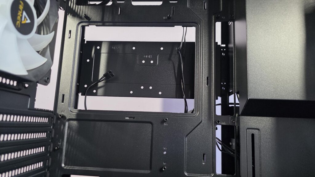 Antec Flux M Case Review - Small Yet Spacious 13 Antec Flux M MATX Case 13 Copy