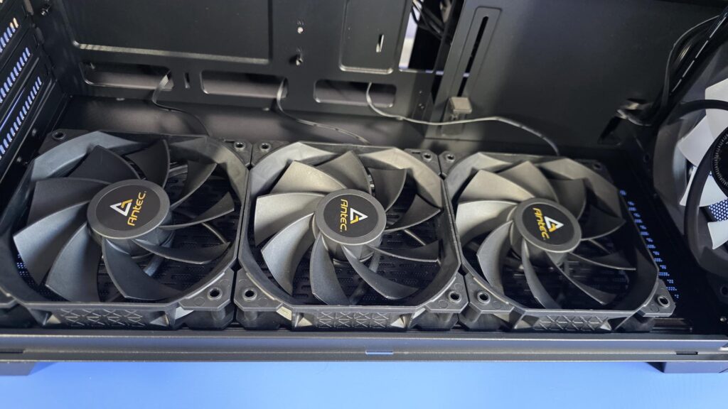 Antec Flux M Case Review - Small Yet Spacious 17 Antec Flux M MATX Case 15 Copy