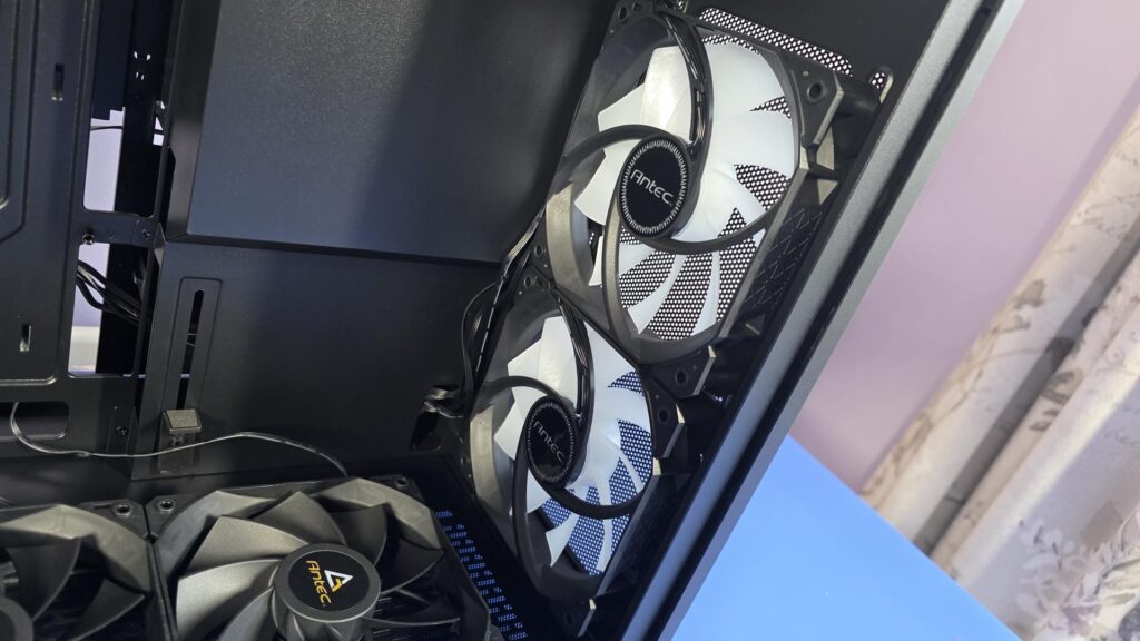 Antec Flux M Case Review - Small Yet Spacious 15 Antec Flux M MATX Case 16 Copy