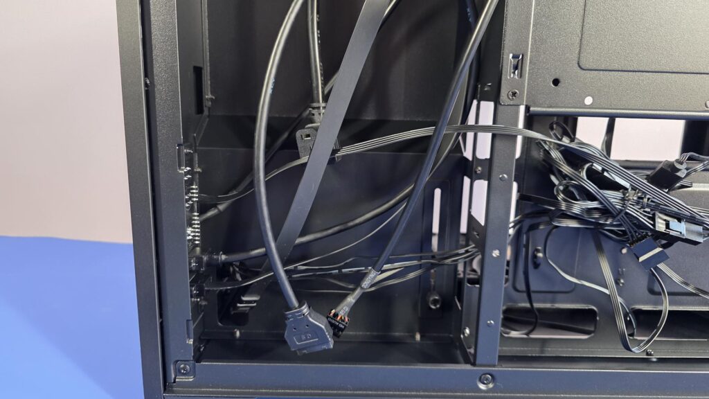 Antec Flux M Case Review - Small Yet Spacious 22 Antec Flux M MATX Case 21 Copy 1