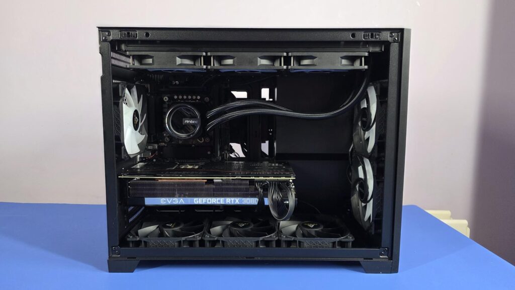 Antec Flux M Case Review - Small Yet Spacious 25 Antec Flux M MATX Case 25 Copy