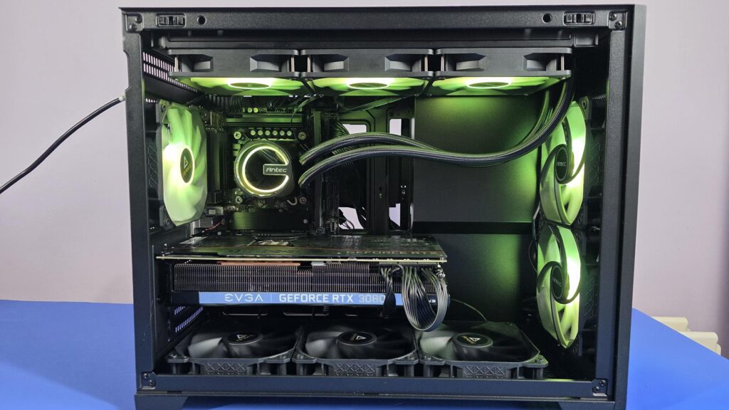 Antec Flux M Case Review - Small Yet Spacious 29 Antec Flux M MATX Case 28 Copy