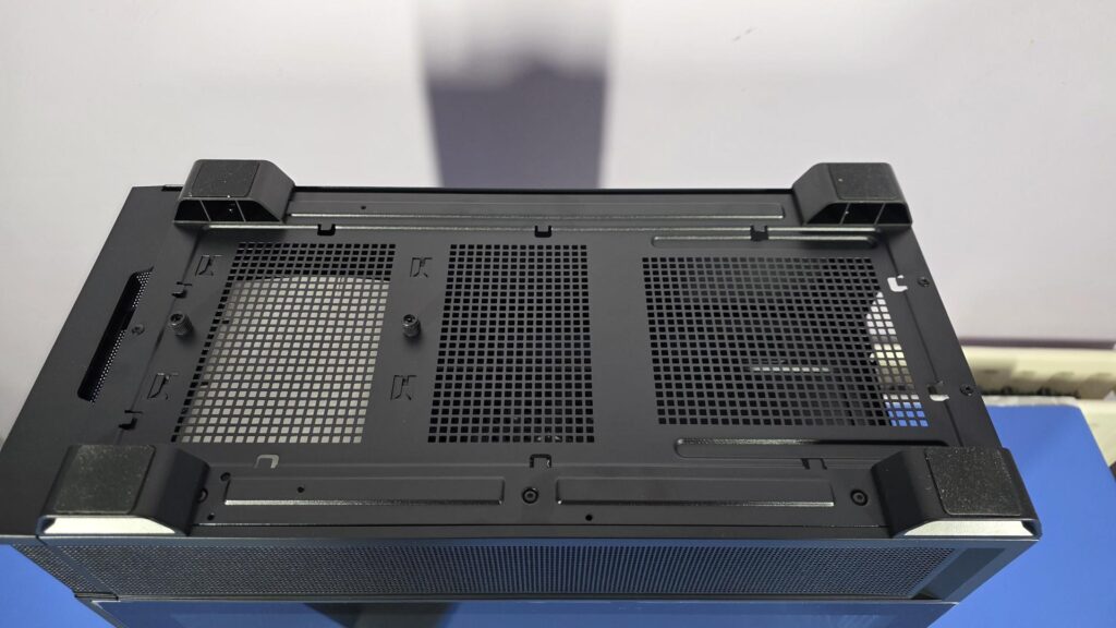 Antec P30 AIR PC Case Review - Budget Friendly Mid-Tower Goodness 15 Antec P30 Case 11