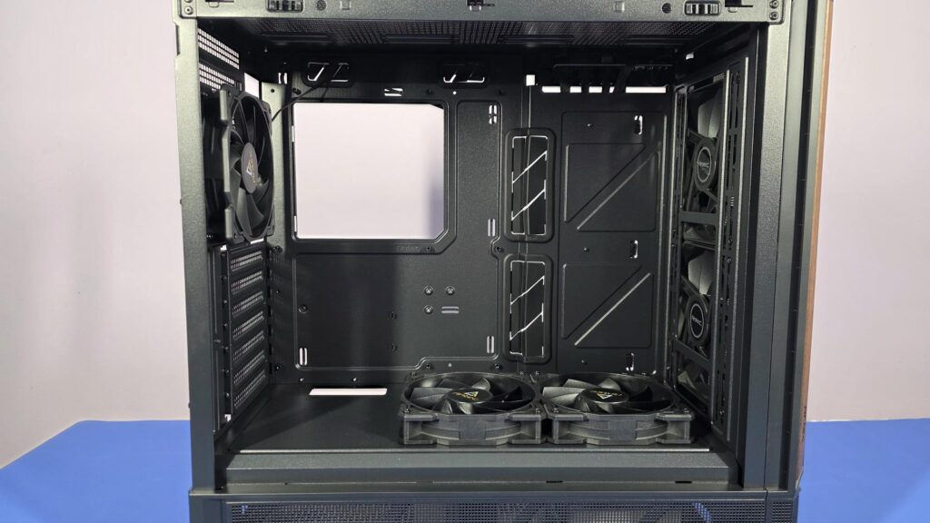 Antec P30 AIR PC Case Review - Budget Friendly Mid-Tower Goodness 16 Antec P30 Case 12