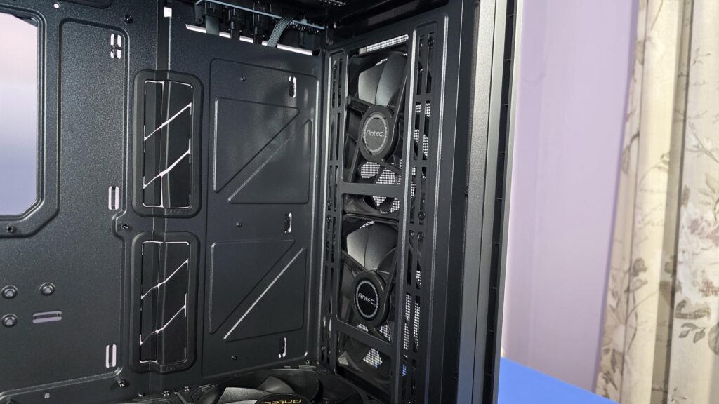 Antec P30 AIR PC Case Review - Budget Friendly Mid-Tower Goodness 18 Antec P30 Case 13