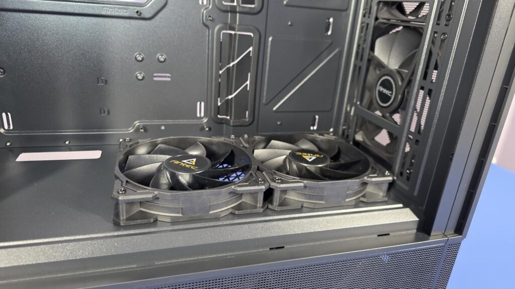 Antec P30 AIR PC Case Review - Budget Friendly Mid-Tower Goodness 20 Antec P30 Case 14