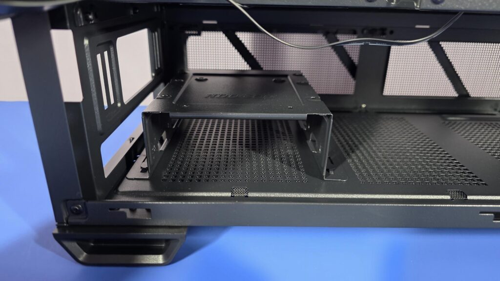 Antec P30 AIR PC Case Review - Budget Friendly Mid-Tower Goodness 25 Antec P30 Case 22