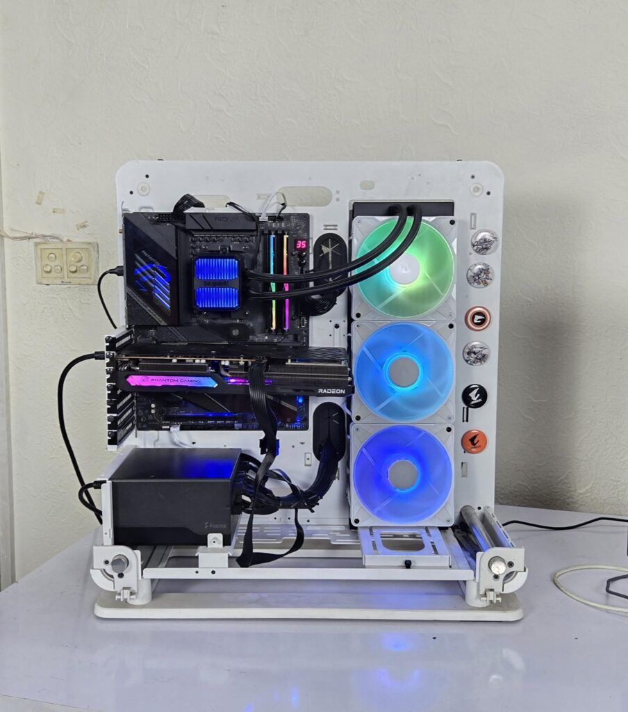 ARCTIC P12/P14 Pro Reverse ARGB White Fans: Power Horse 22 Arctic P14 Pro Reverse ARGB RGB 3