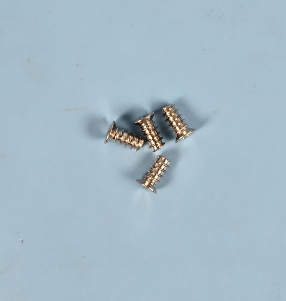 ARCTIC P12/P14 Pro Reverse ARGB White Fans: Power Horse 5 Arctic P14 Pro Reverse ARGB Screws